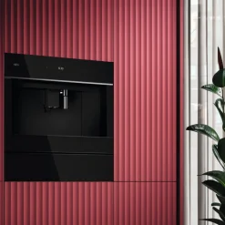 AEG 8000 TC8NK7B integroitava kahvikone – musta
