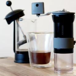 Cafflano Krinder käsikäyttöinen kahvimylly – musta