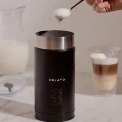 CHiATO milkPLAY sähköinen maidonvaahdotin – musta