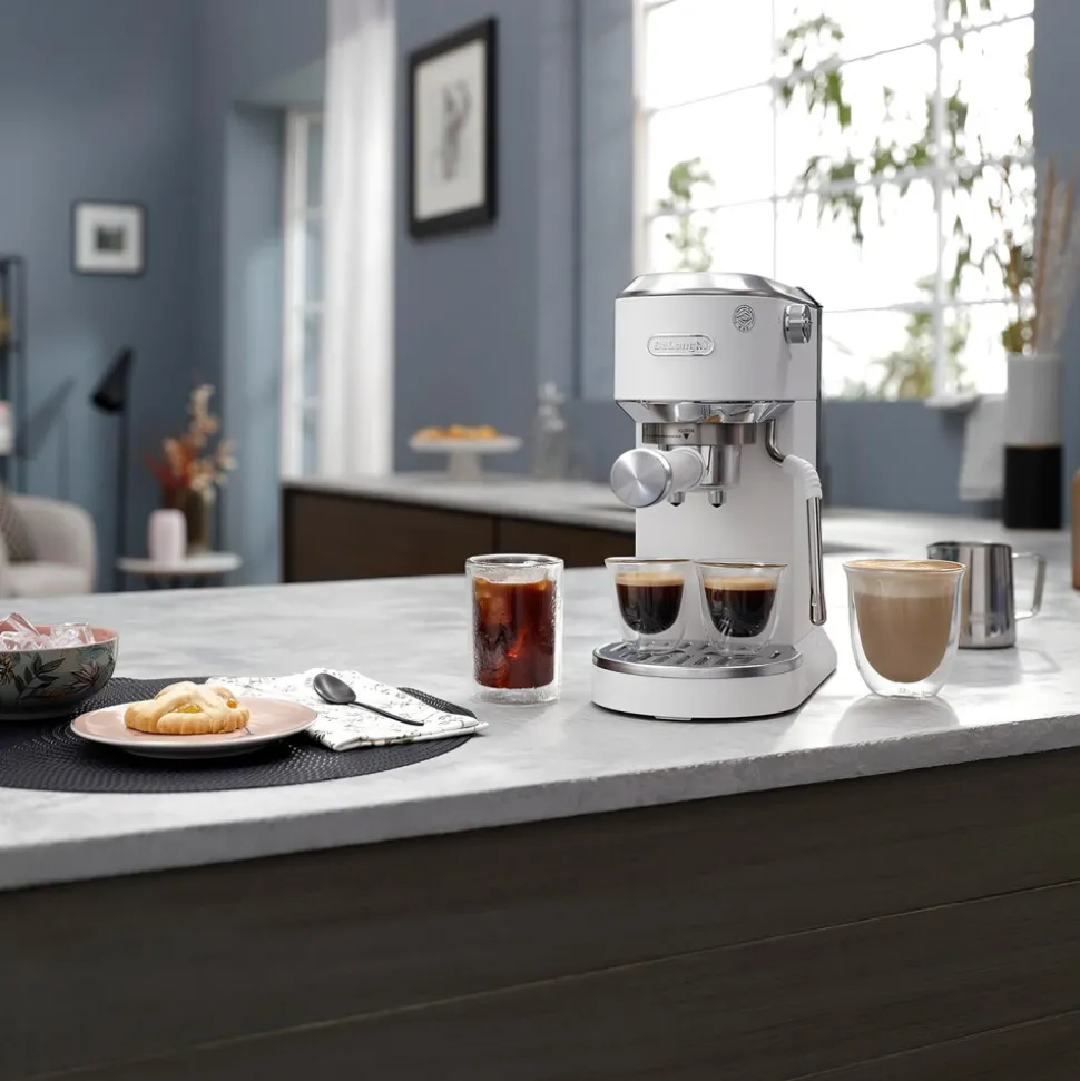 DeLonghi Dedica Duo EC890.WI ESE-espressokeitin – valkoinen