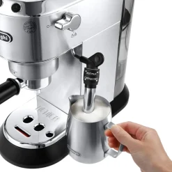 DeLonghi Dedica Style EC685.S ESE-espressokeitin – metalli