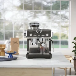 De’Longhi La Specialista Opera coffee machine EC9555.BK
