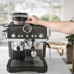 De’Longhi La Specialista Opera coffee machine EC9555.BK