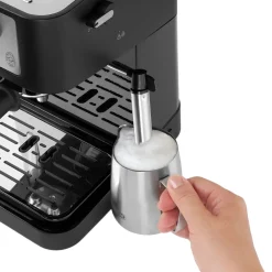 DeLonghi Stilosa EC260.BK espressokeitin – musta