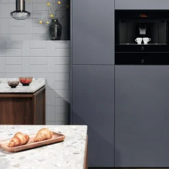 Electrolux EBC85H integroitava kahvikone – musta