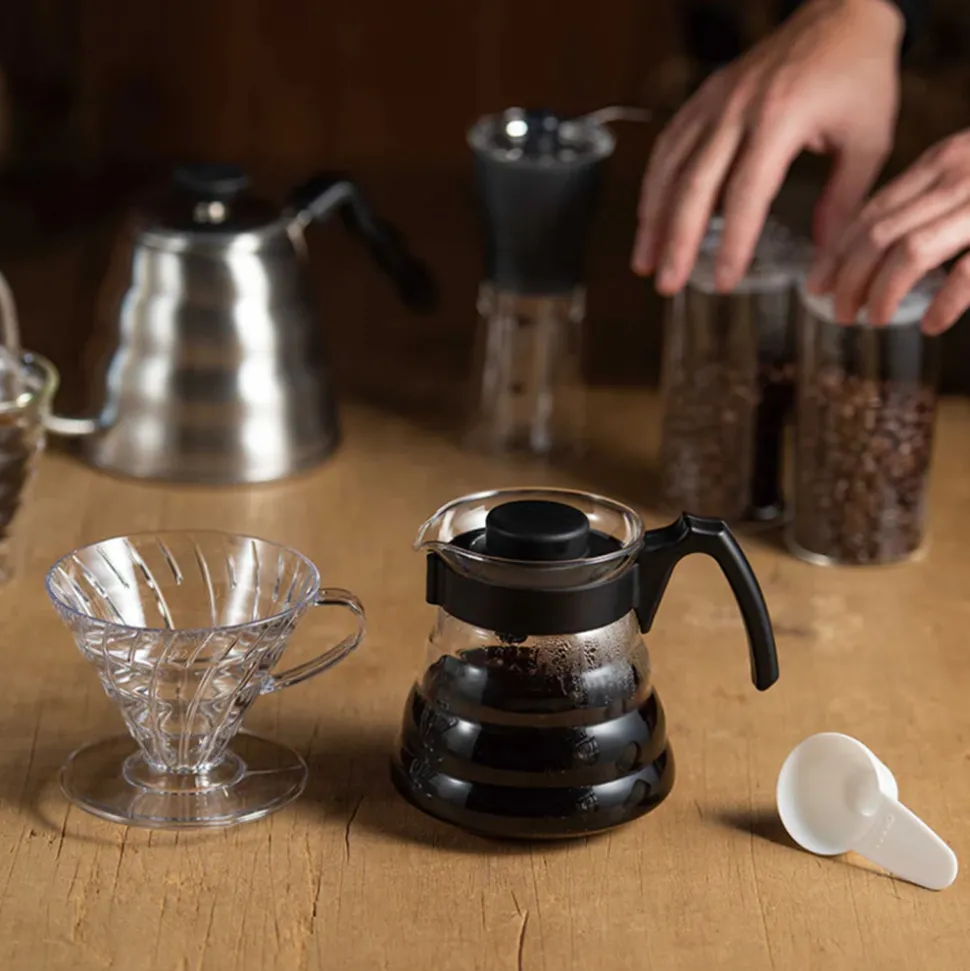 Hario V60-02 Craft (suodatinsuppilo+kannu+suodattimet+kahvimitta), musta