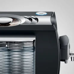 JURA Z10 Diamond Black kahviautomaatti – musta