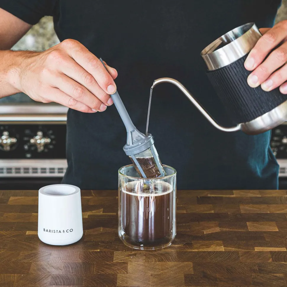 Kahvin ja teen uutin Barista & Co Brew It Stick Charcoal / Stainless Steel Mesh