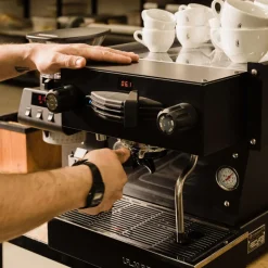 La Marzocco Linea Mini espressokone – puoliammattimainen, musta