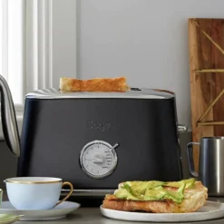 Leivänpaahdin Sage the Toast Select™ Luxe Black Truffle STA735BTR