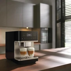 Miele CM 6360 MilkPerfection Obsidian Black kahviautomaatti – käytetty