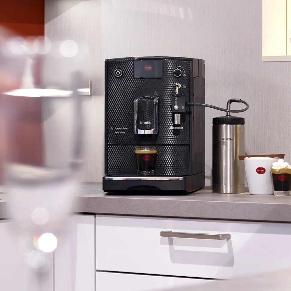 Nivona CafeRomatica NICR 680 kahviautomaatti – musta
