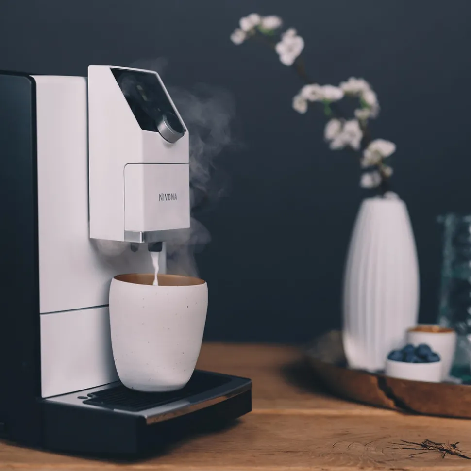 Nivona CafeRomatica NICR 796 kahviautomaatti – valkoinen