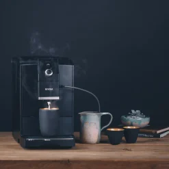 Nivona CafeRomatica NICR 790 kahviautomaatti – musta