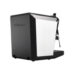 Nuova Simonelli Oscar II espressokone – puoliammattimainen, musta/hopea