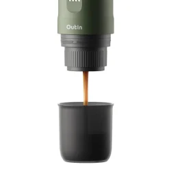 Outin Nano Forest Green matkakahvinkeitin – vihreä