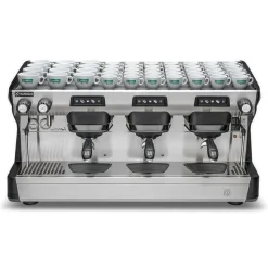 Rancilio Classe 5 USB espressokone kahvilaan – 3 ryhmää