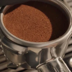 Sage the Barista Express™ Impress SES876BTR espressokeitin – musta tryffeli