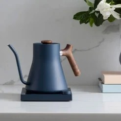 Sähköinen vedenkeitin Fellow Stagg EKG Electric Stone Blue Walnut, 0,9 l
