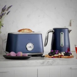 Sähköinen vedenkeitin Sage the Soft Top™ Luxe Dark Blueberry SKE735DBL