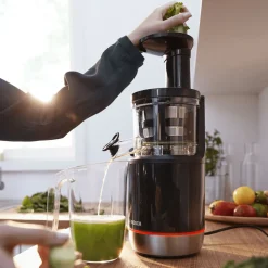 Slow juicer mehupuristin Bosch VitaExtract MESM731M Black