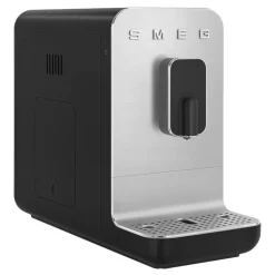 Smeg BCC01BLMEU 50’s Retro Style kahviautomaatti – musta