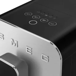 Smeg BCC01BLMEU 50’s Retro Style kahviautomaatti – musta