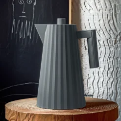Vedenkeitin Alessi Plisse Grey, 1,7 l